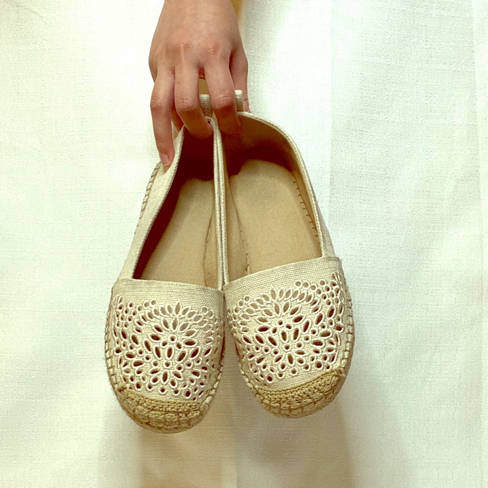 Espadrilles inspired shoes